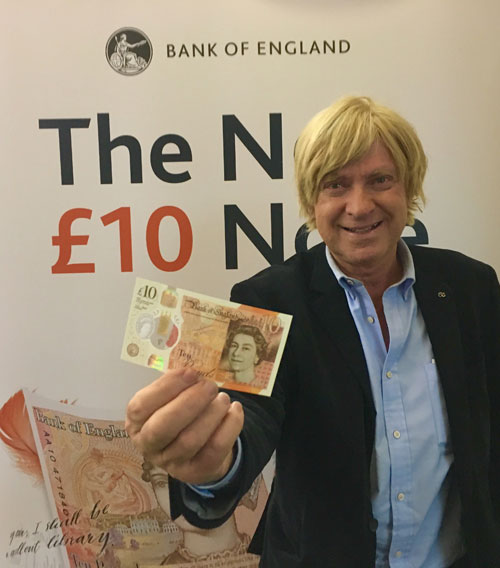 Michael Fabricant with the new £10 note